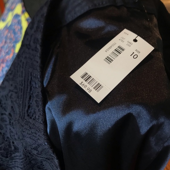 Gorgeous! NWT The Limited Navy pencil skirt - Picture 14 of 15